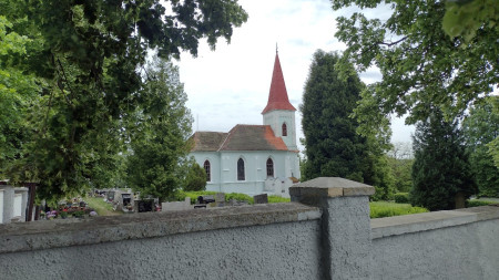 hřb Kladruby za_zdí.jpg